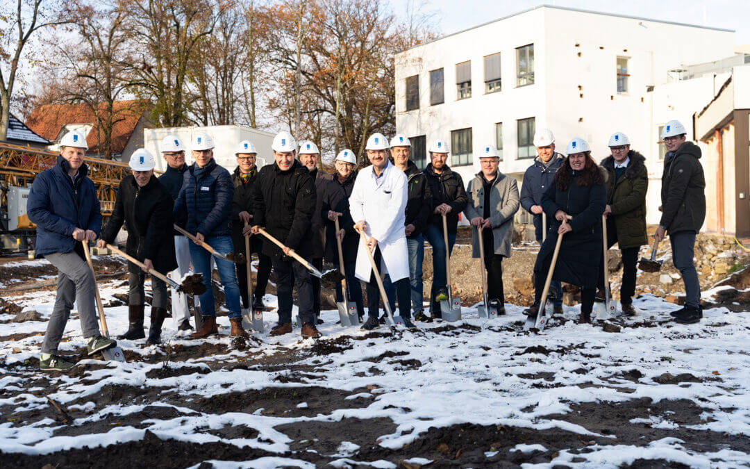 Spatenstich für das neue OP-Gebäude am Klinikum Gütersloh