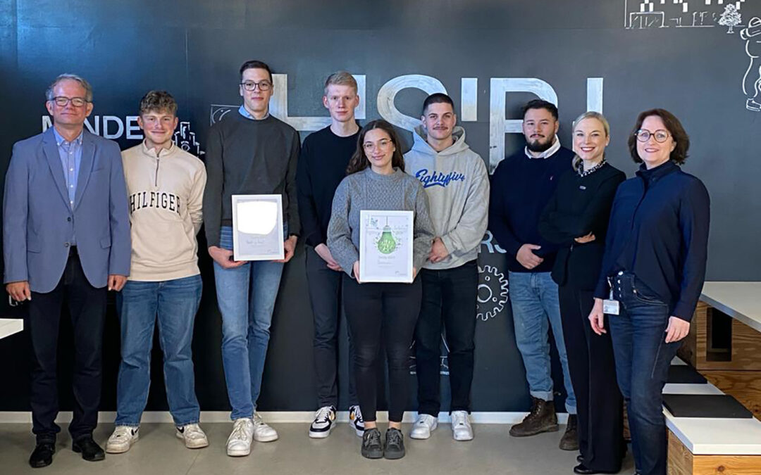 Studierende vom Campus Gütersloh der HSBI gewinnen Susty-Award der Wirtschaftsförderung Paderborn für nachhaltige Geschäftsideen