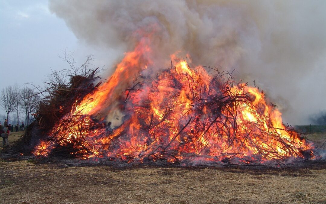 Osterfeuer müssen bis zum 15. März bei der Stadt angemeldet werden