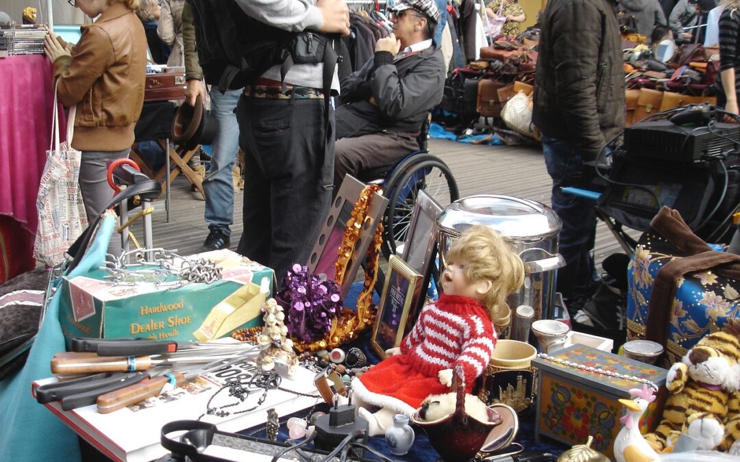 Flohmarkt im HSBI-Hauptgebäude