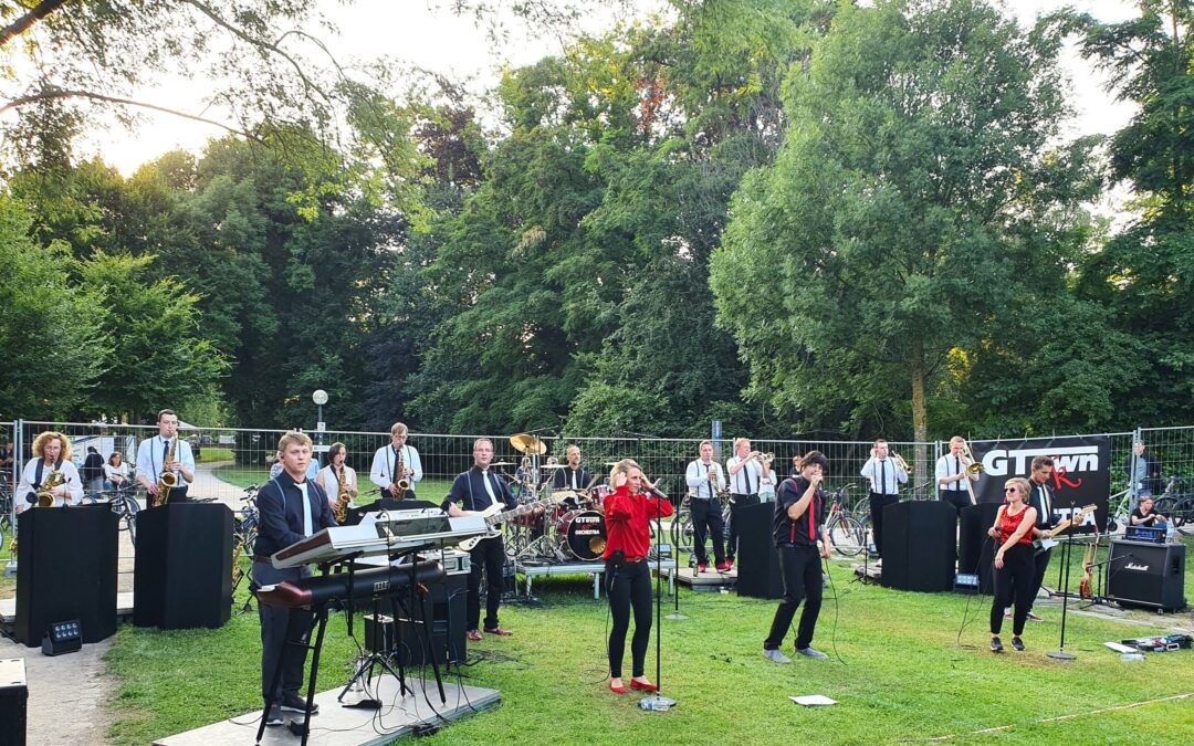 Partyhits im Bigband-Gewand