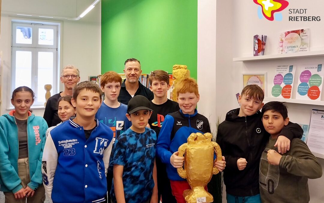 Martinschüler zeigen Kunstwerke