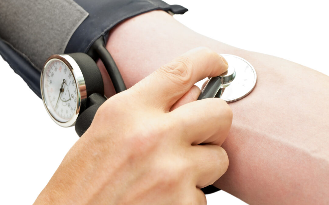 Online-Coach der AOK hilft Menschen mit Bluthochdruck beim Umgang mit der Erkrankung