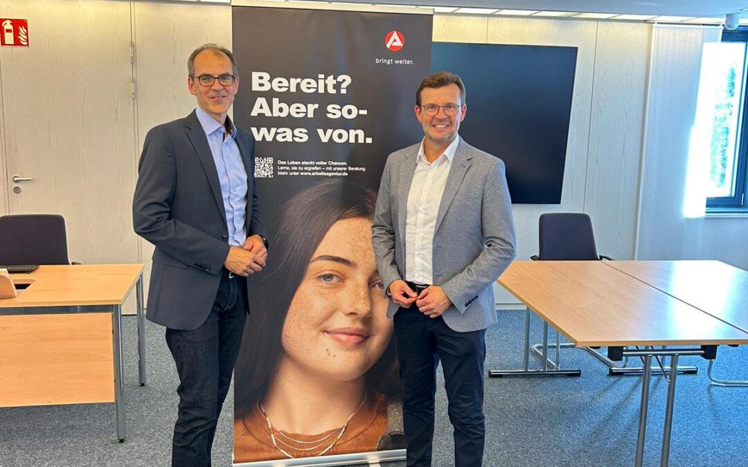 Raphael Tigges informiert sich über Situation auf dem Arbeitsmarkt