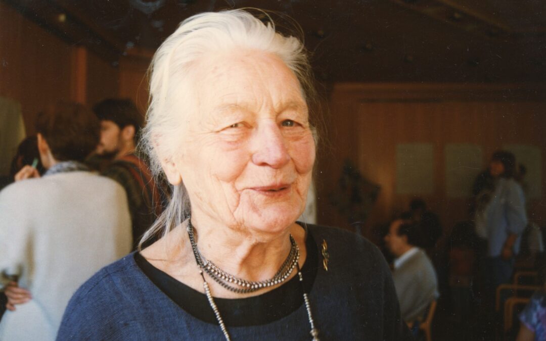 Stadt Gütersloh ehrt Friedensaktivistin Sabine Gramlich mit einem FrauenOrt NRW