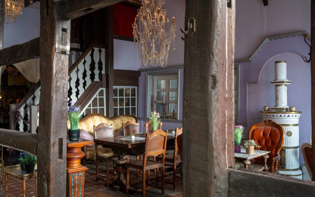 333 JAHRE APOSTEL-WEINSTUBE