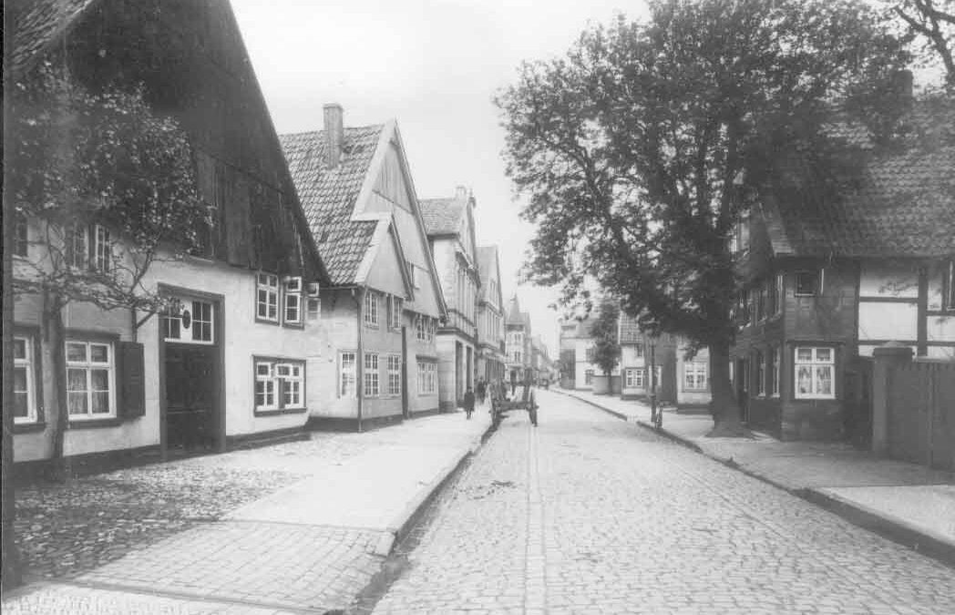DAS WEBERHÄUSCHEN